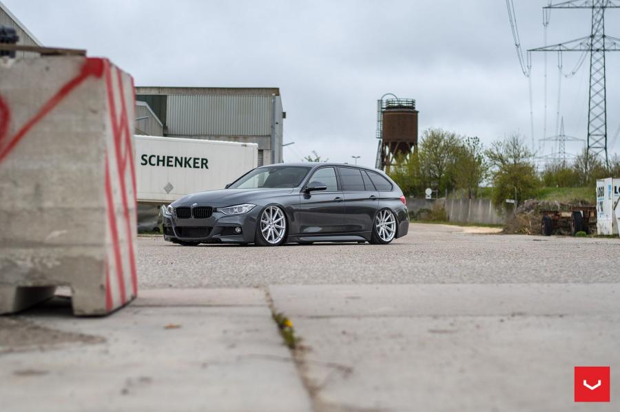  BMW 3-Series Touring on Vossen Wheels (VFS10) 2017 года  (фото 3 из 28)